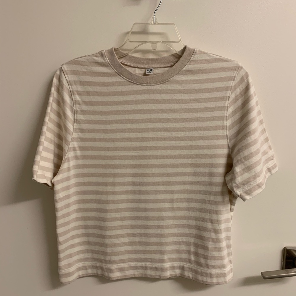 Uniqlo Women’s Striped Cropped Boxy Tee (size XS)